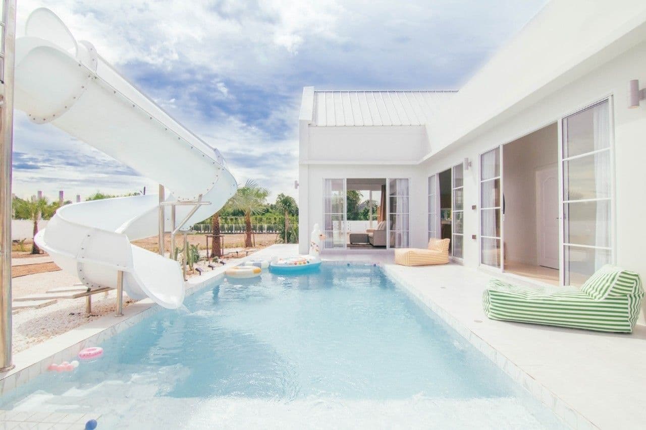 ออเรนจ์ พูล วิลล่า (Orange Pool Villa)
