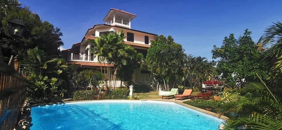 โบรดี้ ราไวย์ รีสอร์ท (Brodie Rawai Resort)