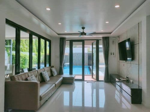 ลัคชูรี่ พูล วิลลา (Luxury Pool Villa Pattaya & Exquisite Pool Villa C) รูปภาพที่ 16