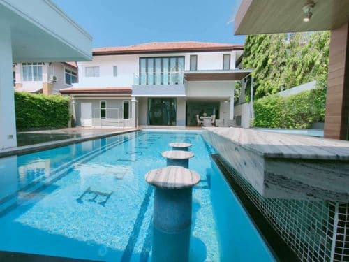 ลัคชูรี่ พูล วิลลา (Luxury Pool Villa Pattaya & Exquisite Pool Villa C) รูปภาพที่ 1