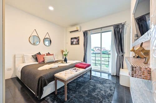 พูลวิลล่า พัทยา (4BD Pool Villa Pattaya with Jacuzzi & Exquisite Pool Villa A) รูปภาพที่ 13