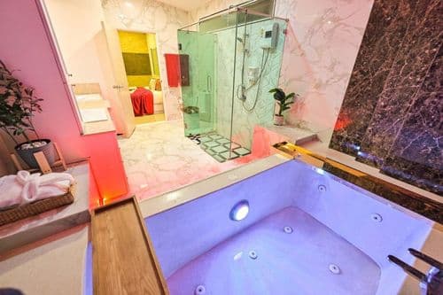 พูลวิลล่า พัทยา (4BD Pool Villa Pattaya with Jacuzzi & Exquisite Pool Villa A) รูปภาพที่ 19