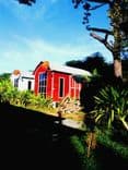 แสงจ้าฟาร์มรีสอร์ท (Saengcha Farm Resort)