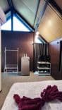 แสงจ้าฟาร์มรีสอร์ท (Saengcha Farm Resort)