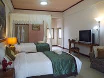 เรือนดอกแก้วรีสอร์ท (Ruan Dok Kaew Resort)