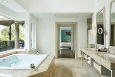 พูลแมนภูเก็ตพันวาบีชรีสอร์ท (Pullman Phuket Panwa Beach Resort)
