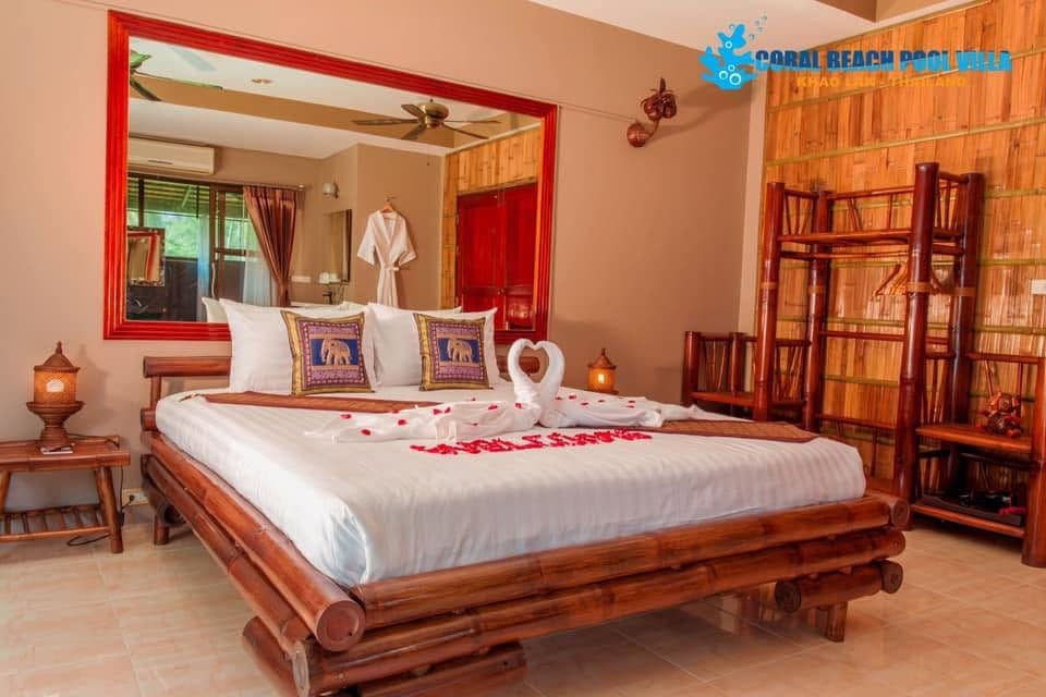 โครัล บรีช พูล วิลลา เขาหลัก (Coral Beach Pool Villa Khao Lak)