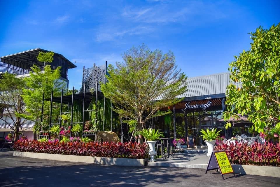 เจมี่ คาเฟ่ (Jamie Café)