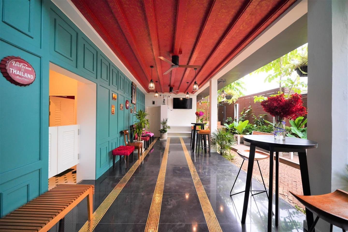 โรงแรมเรดดอร์เฮอริเทจ (Red Door Heritage Hotel)