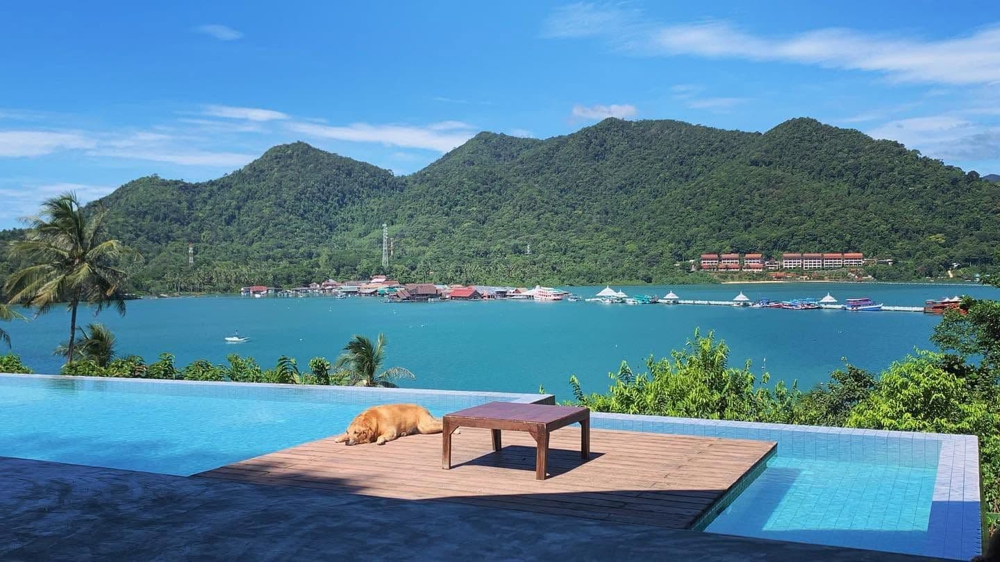ภูวาริน รีสอร์ท (Bhuvarin Resort)