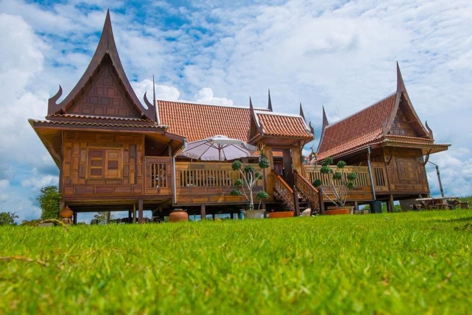 บ้านสวน เพชรชมพู (Bansuan Pechchompoo)