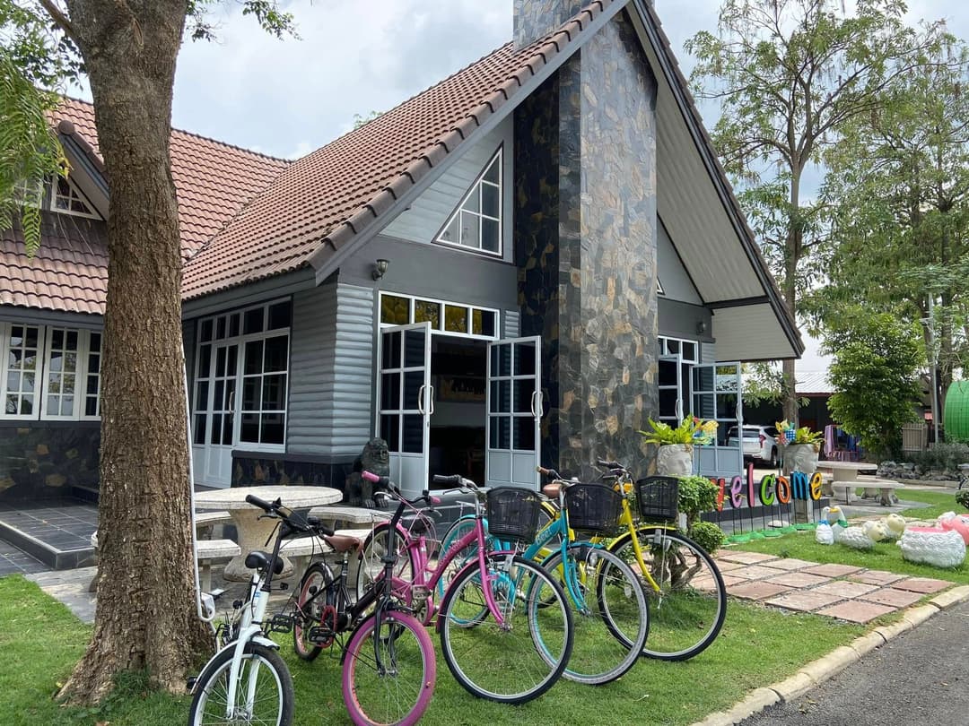 บ้านตาผาย (Baan Ta Phai)