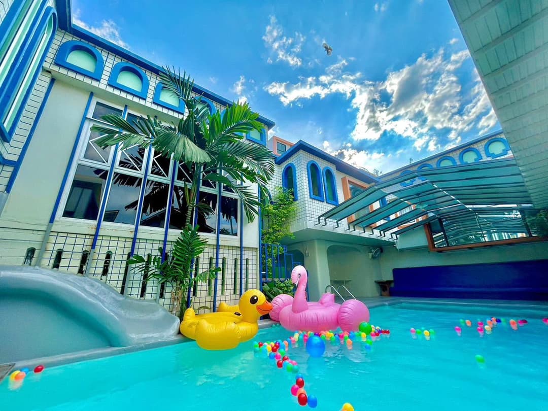 ให้ รีสอร์ท (Hy-Resort Hotel)