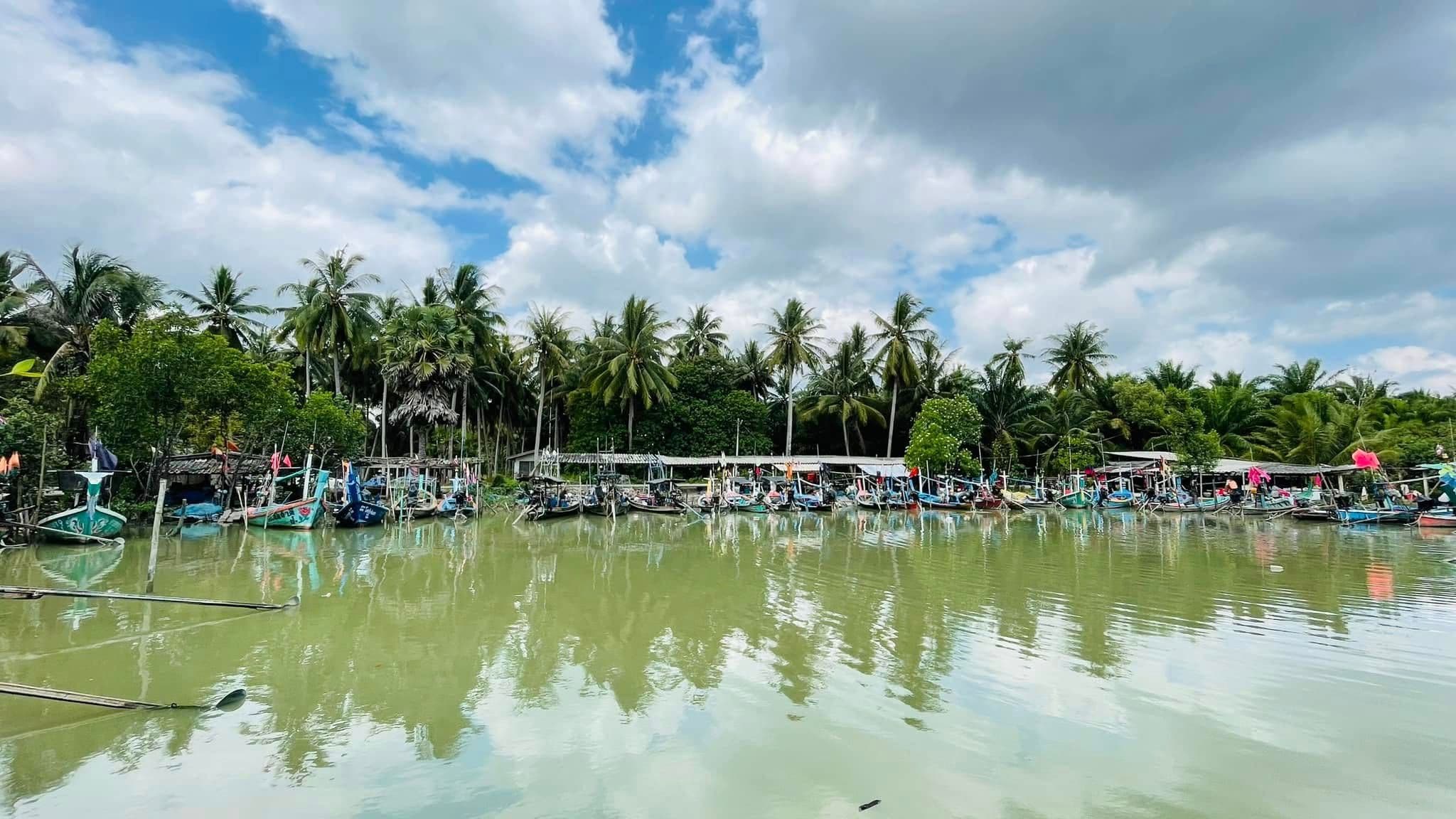 บ้านแหลมโฮมสเตย์ (Ban Leam Homestay)