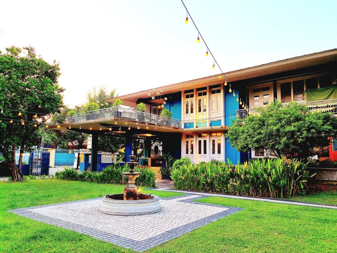 เดอะมาร์แชลโซเชียลคาเฟ่ (The Marshal Social Cafe)