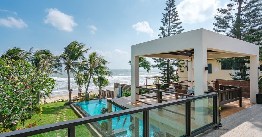 บ้านแสนสุข (Sansuk Beach)