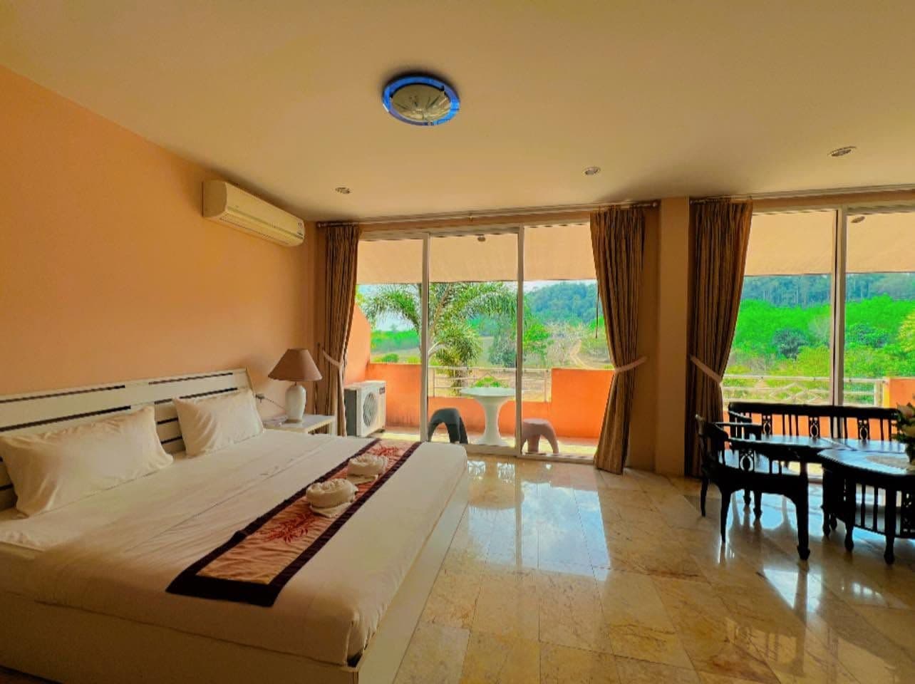 เขาสมิง พาราไดซ์ รีสอร์ท (Khao Saming Paradise Resort)