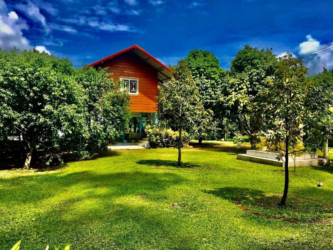 บ้านคุณยาย โฮมสเตย์ นครนายก (Grandma's House Homestay Nakhon Nayok)
