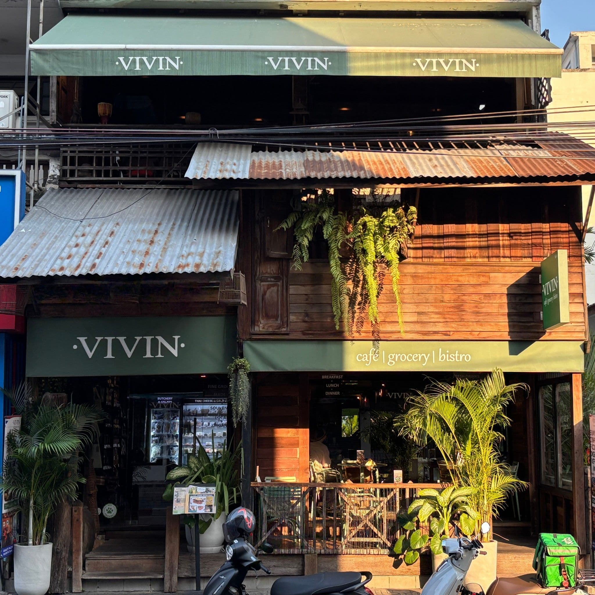 ไววิน โคลซีรี่ (VIVIN Grocery & Restaurant)